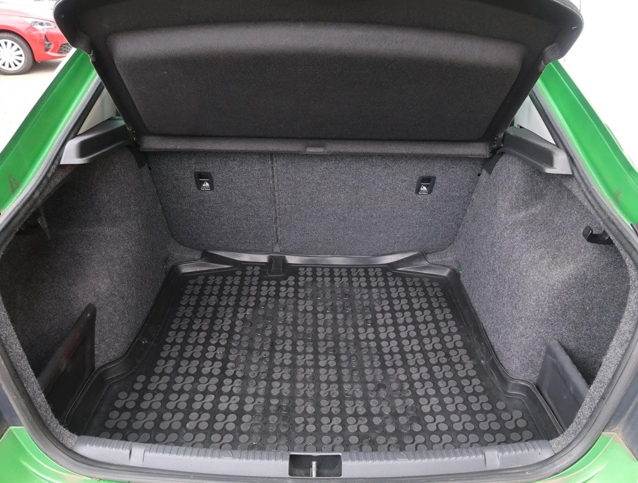 2013 Škoda RAPID - 35