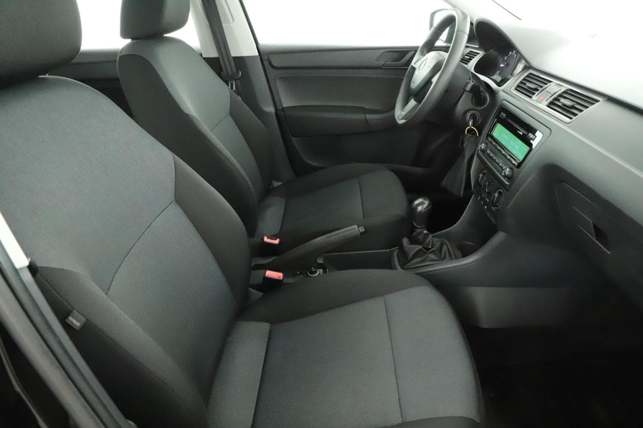 2013 Škoda RAPID - 10