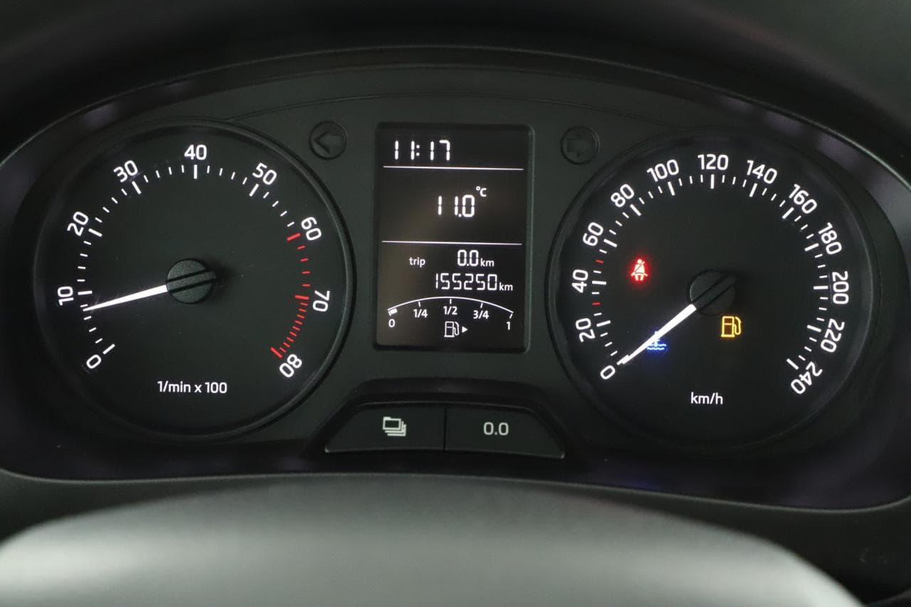 2013 Škoda RAPID - 17