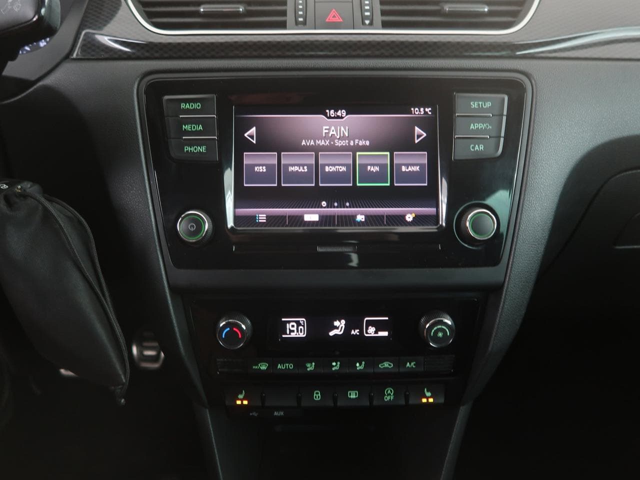 2017 Škoda RAPID - 34