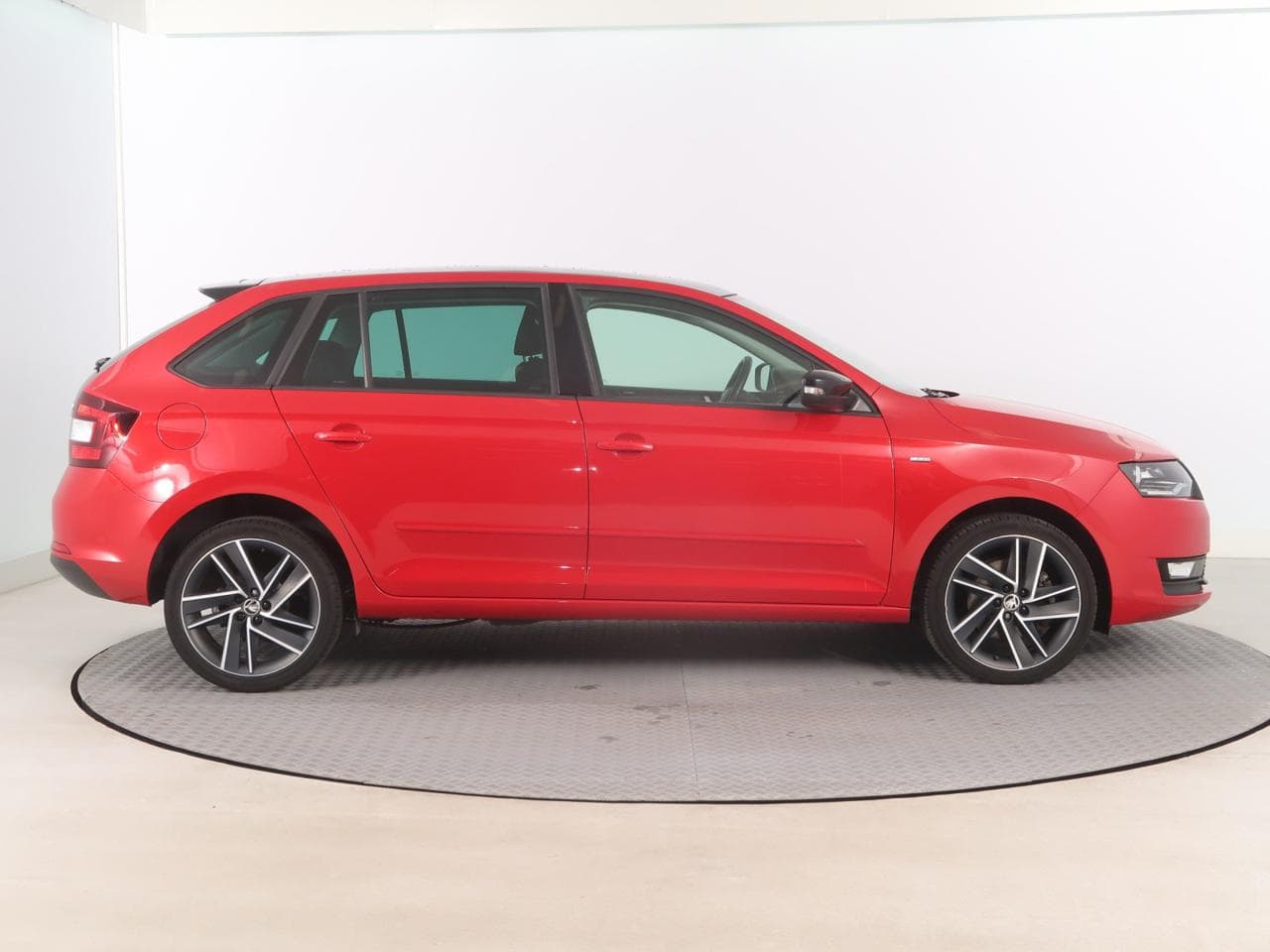 2018 Škoda RAPID - 11