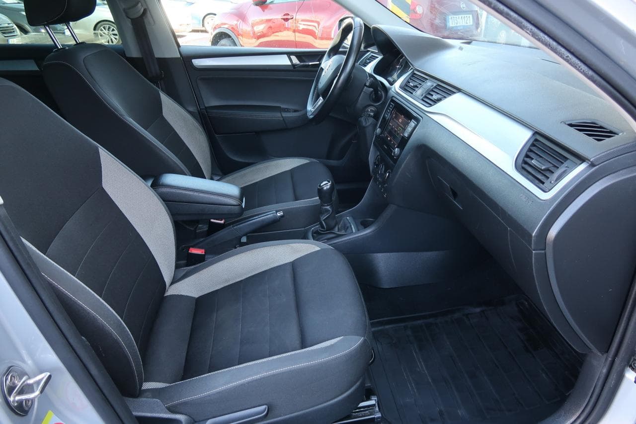 2018 Škoda RAPID - 17