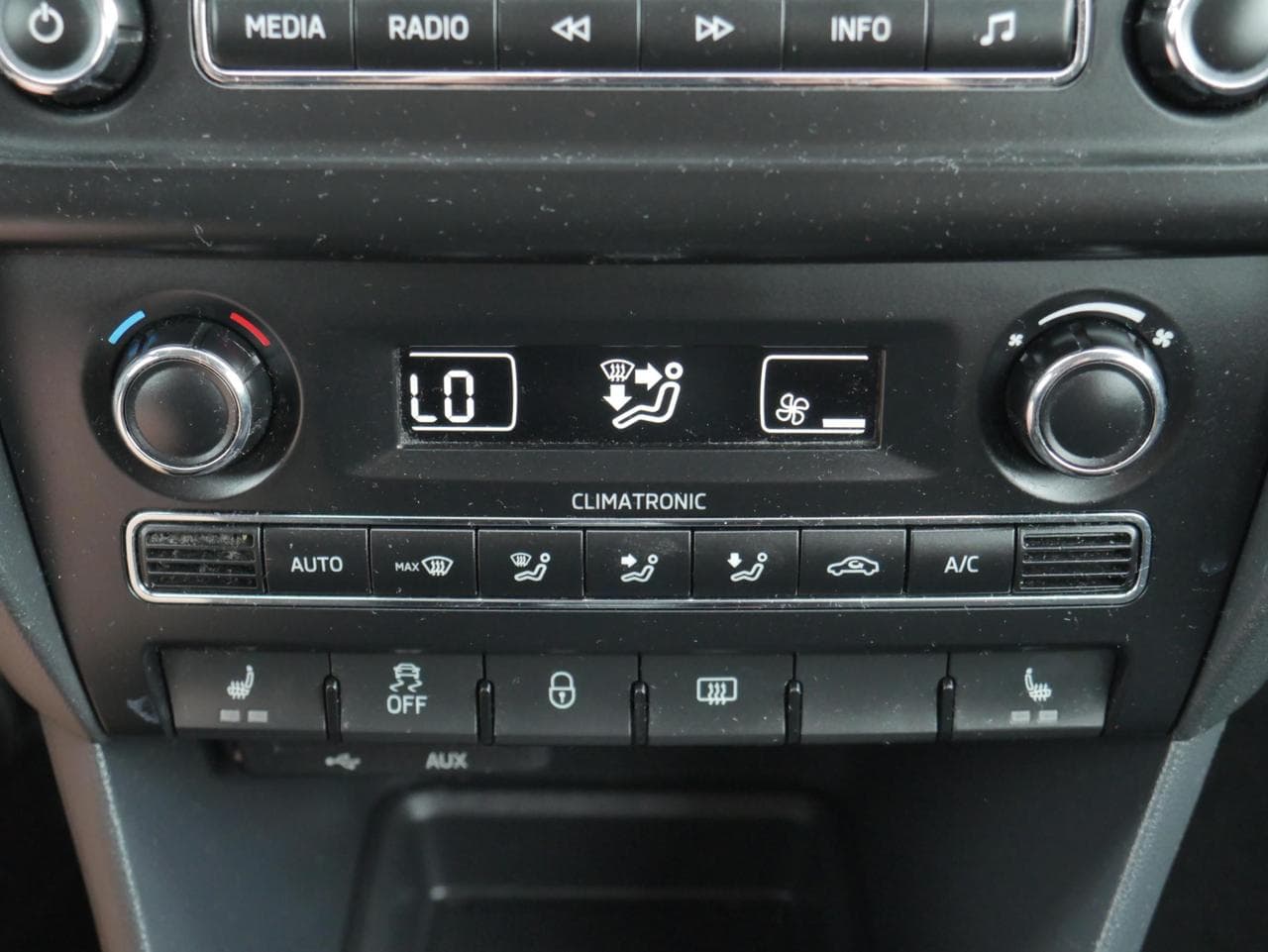 2013 Škoda RAPID - 15