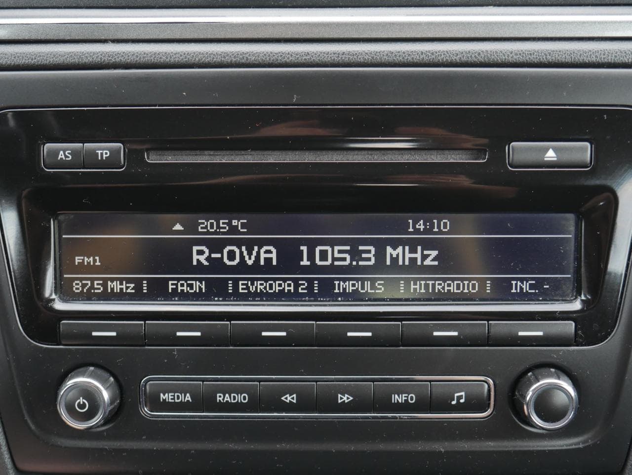 2013 Škoda RAPID - 16