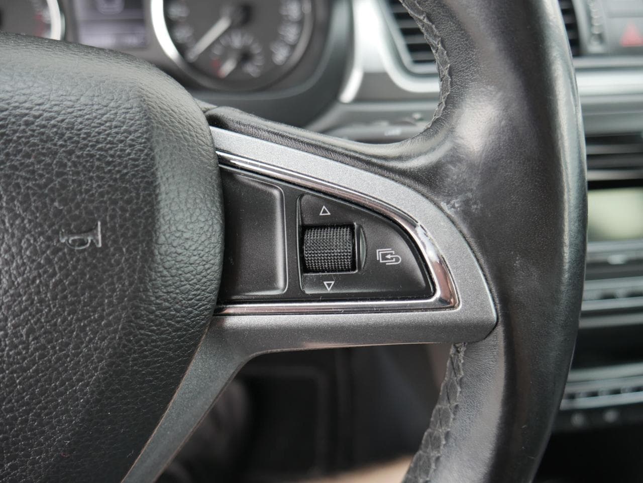 2013 Škoda RAPID - 13
