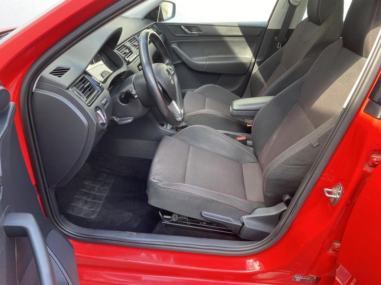 2015 Škoda RAPID - 9