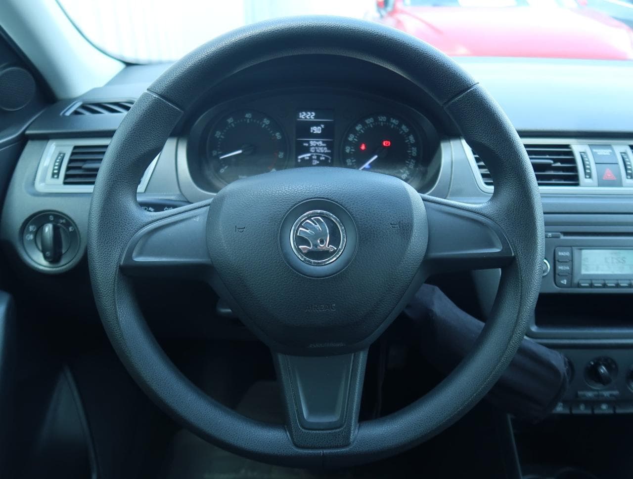 2013 Škoda RAPID - 20