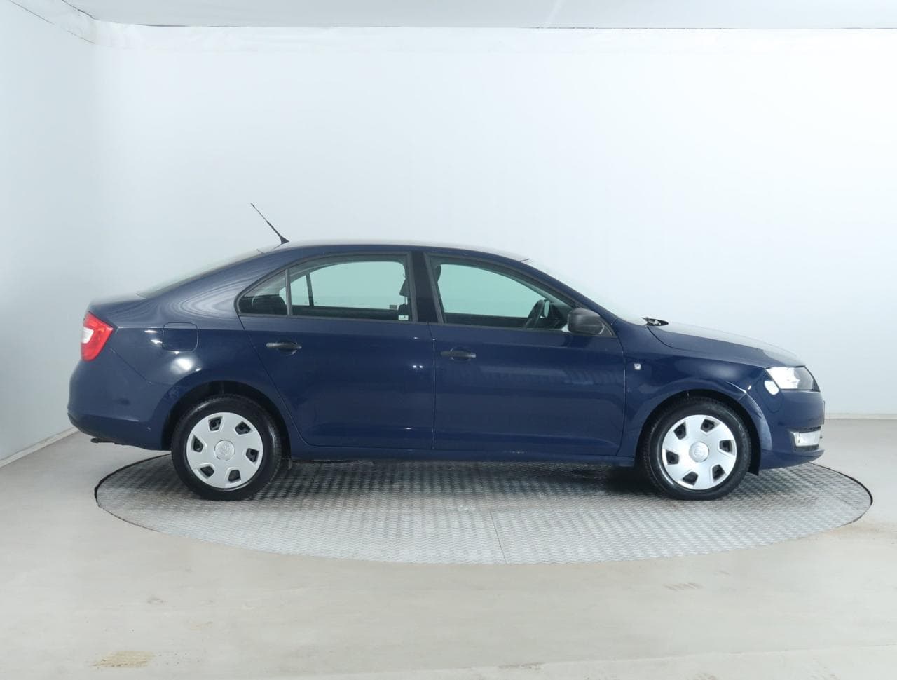 2013 Škoda RAPID - 8