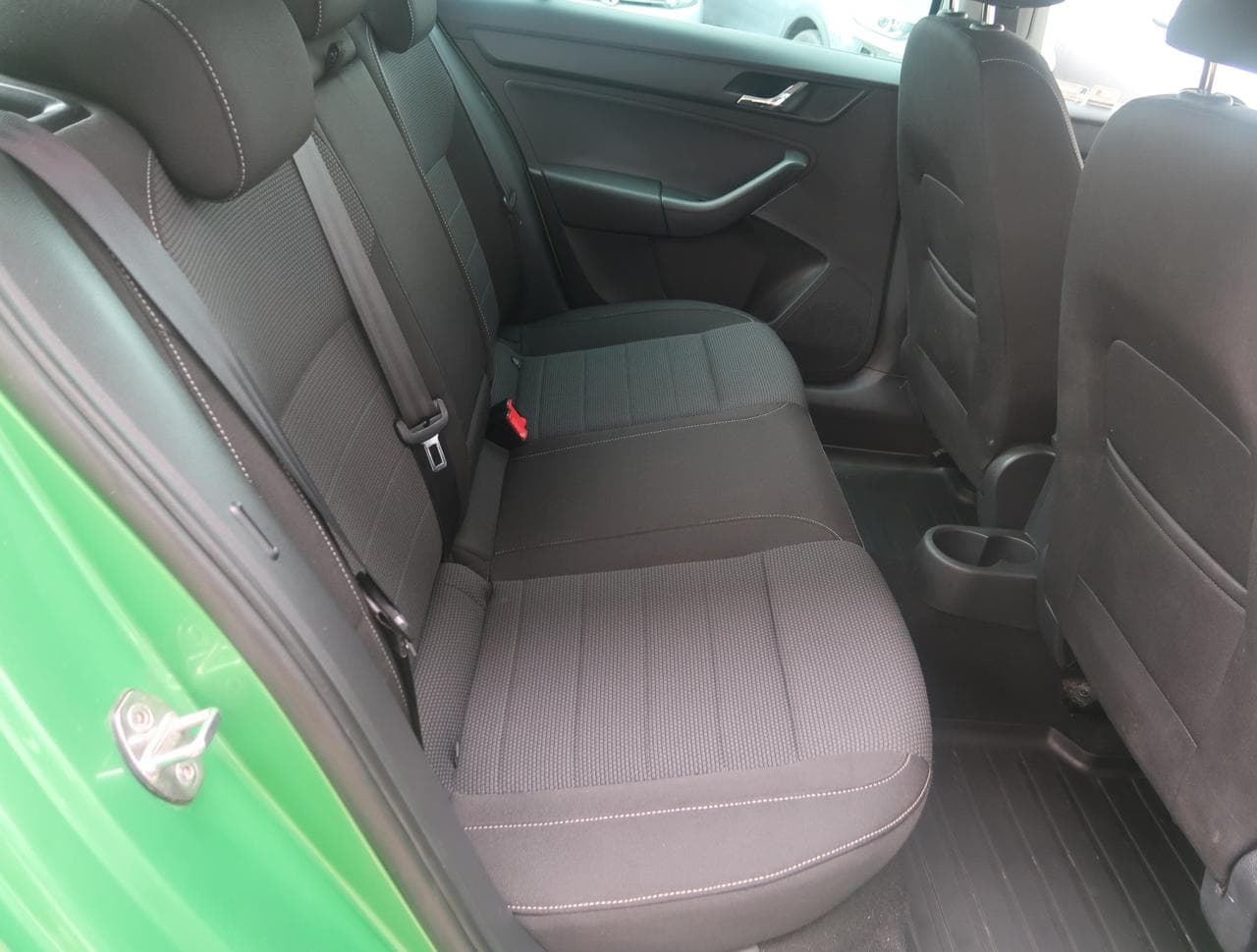 2015 Škoda RAPID - 13