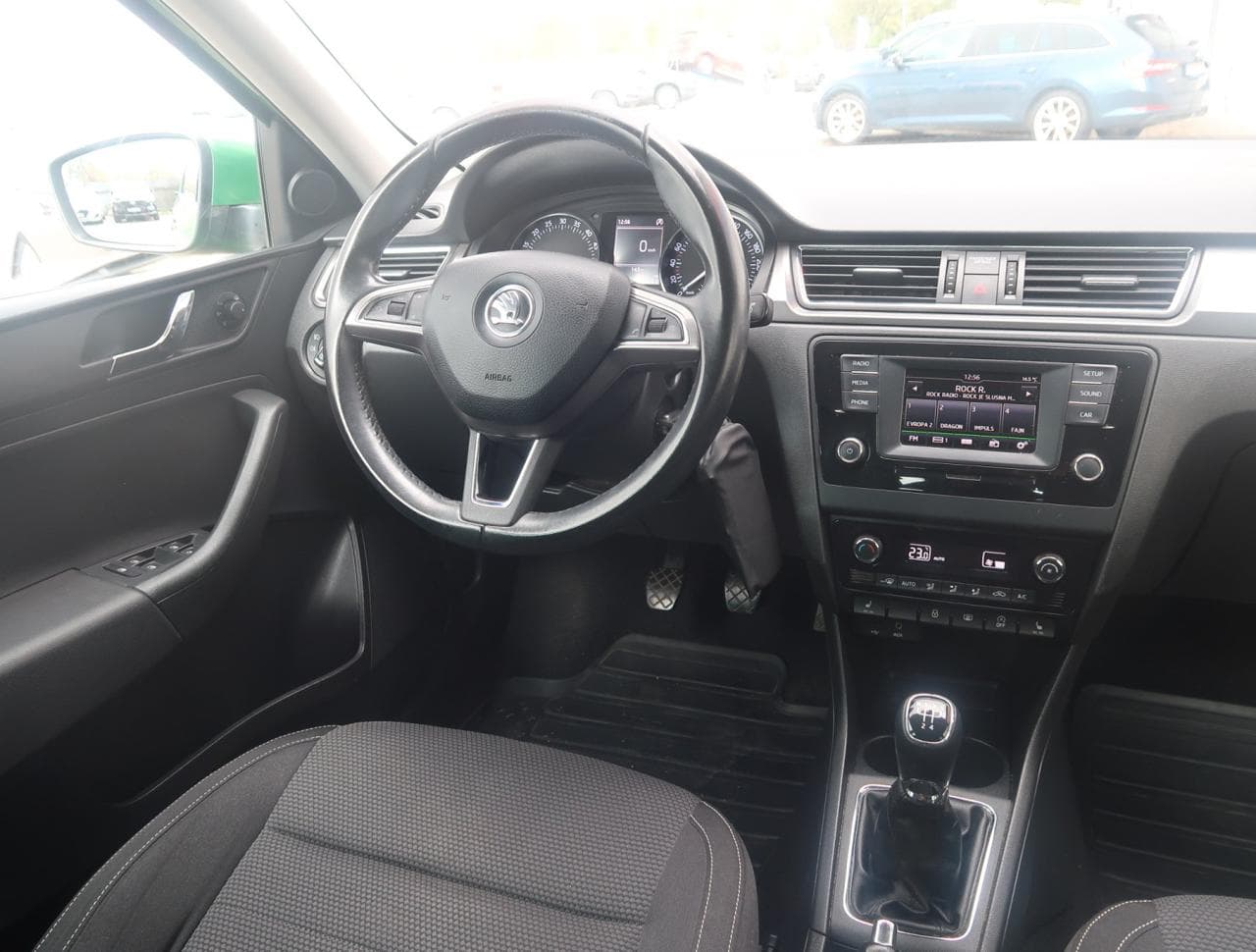 2015 Škoda RAPID - 9