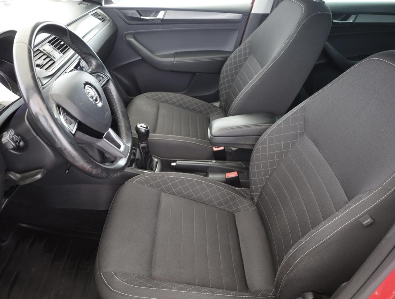 2017 Škoda RAPID - 13