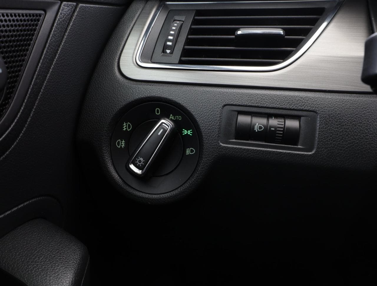 2017 Škoda RAPID - 20
