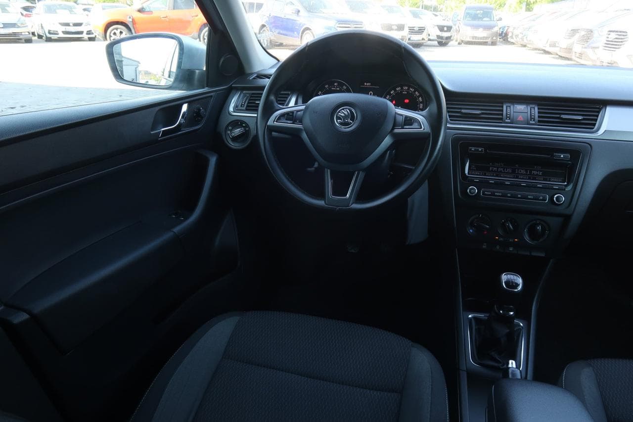 2015 Škoda RAPID - 9