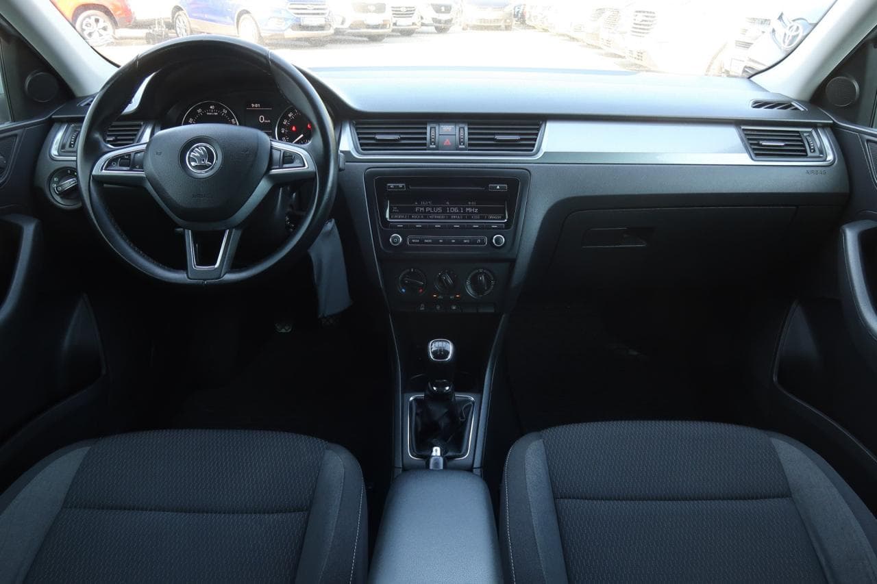 2015 Škoda RAPID - 10