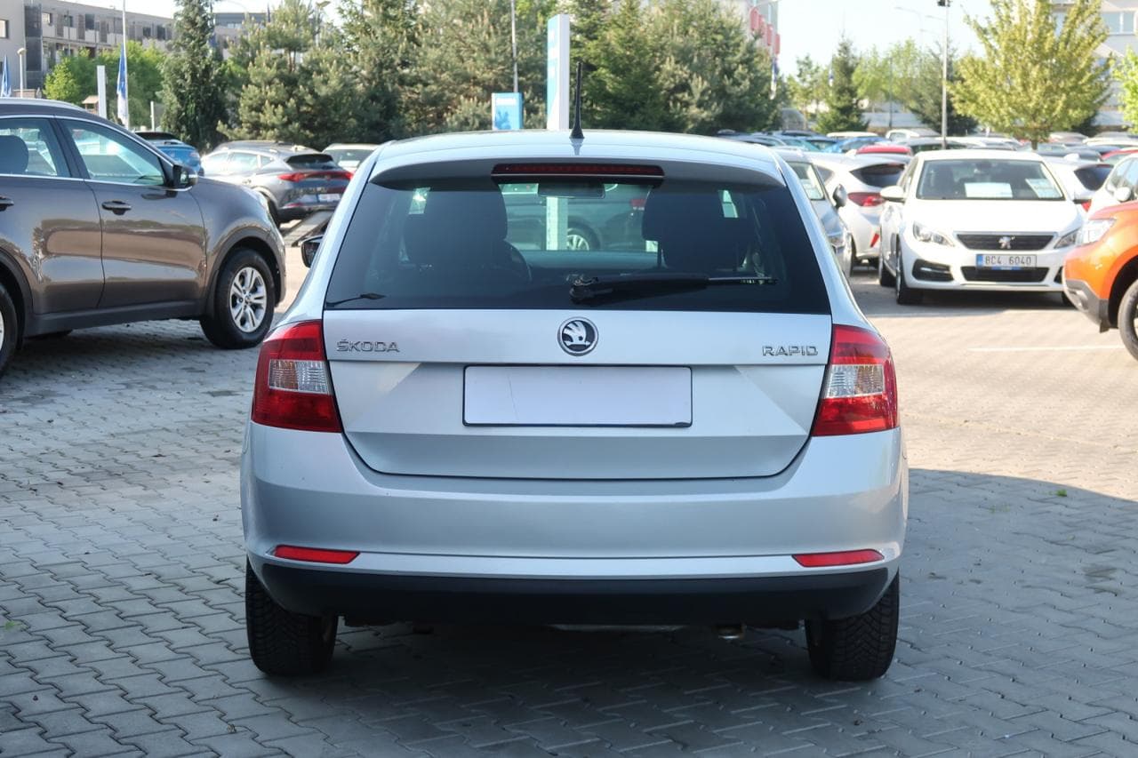 2015 Škoda RAPID - 6