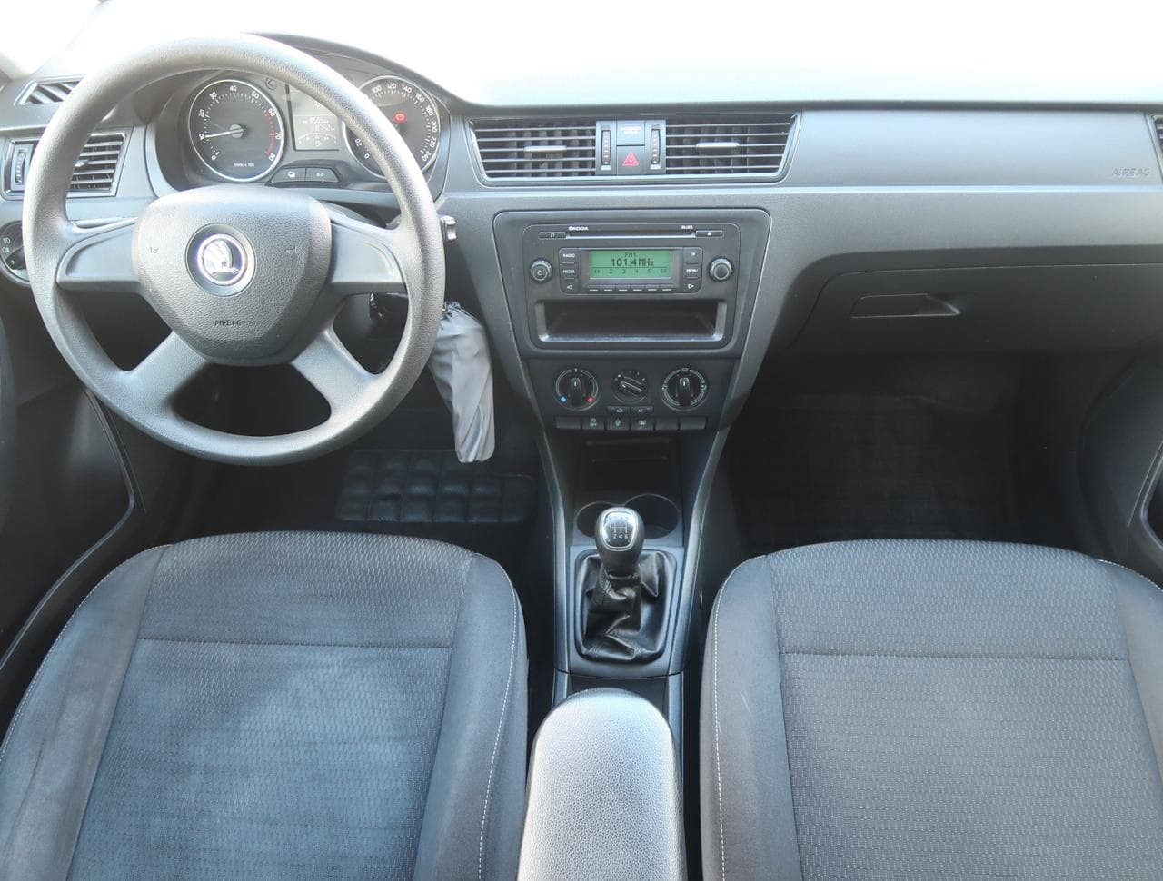 2012 Škoda RAPID - 10
