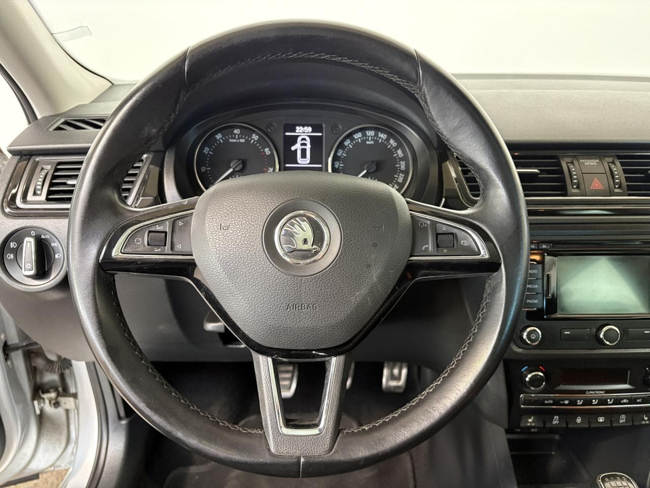 2014 Škoda RAPID - 16
