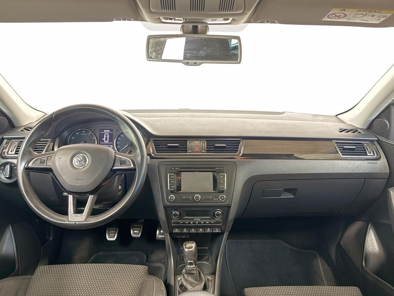2014 Škoda RAPID - 8