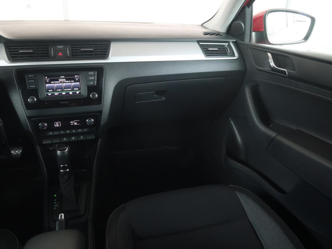 2015 Škoda RAPID - 11
