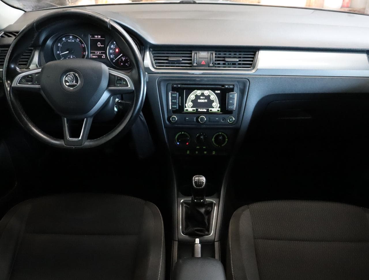 2015 Škoda RAPID - 10