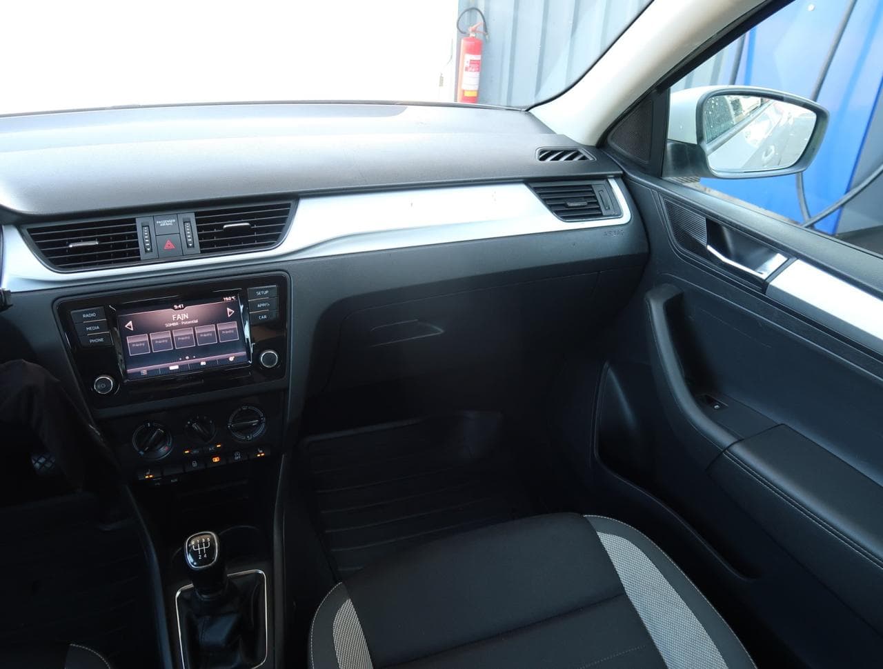 2017 Škoda RAPID - 11
