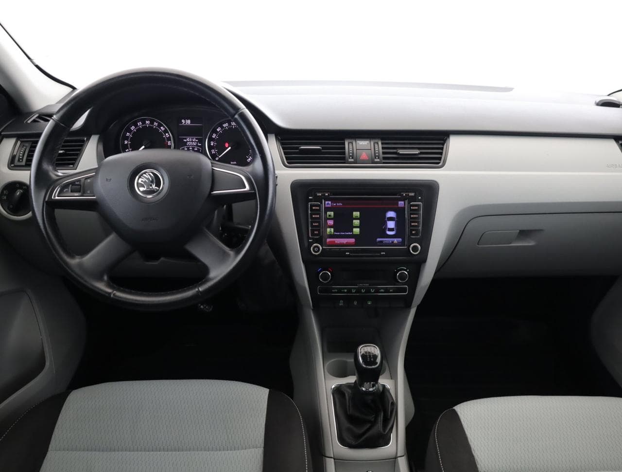 2013 Škoda RAPID - 9