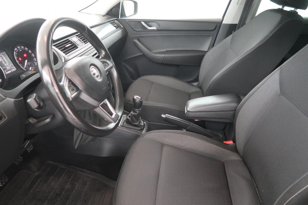 2015 Škoda RAPID - 16