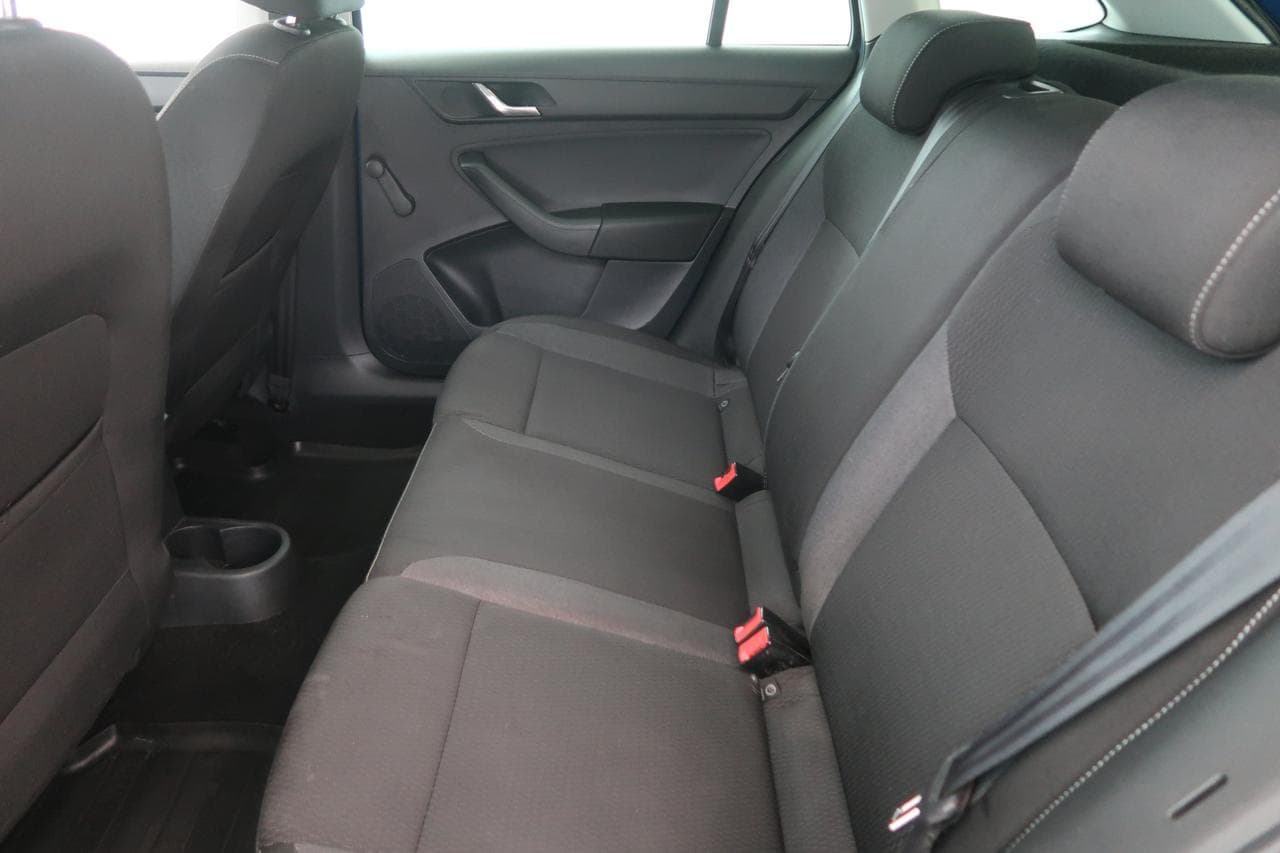 2015 Škoda RAPID - 15