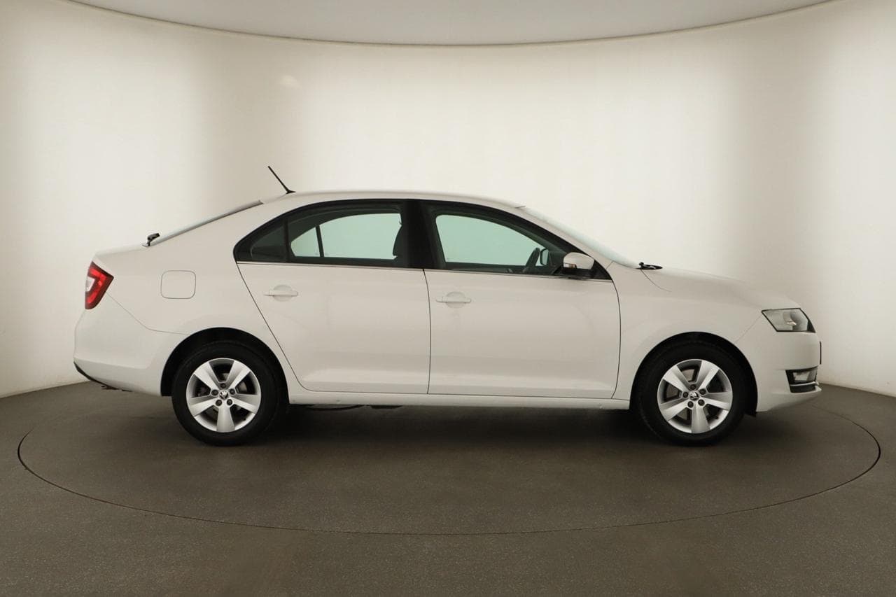 2019 Škoda RAPID - 10
