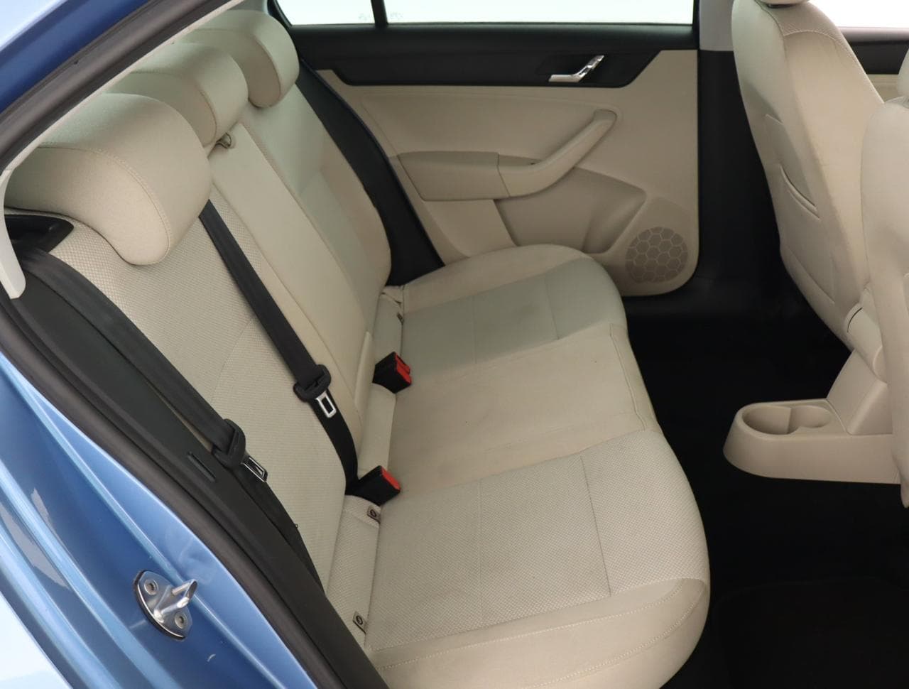 2012 Škoda RAPID - 13