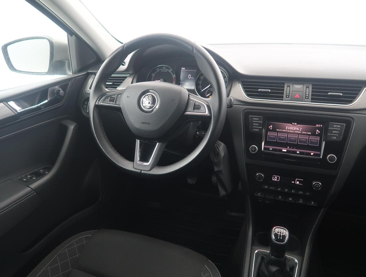 2018 Škoda RAPID - 17