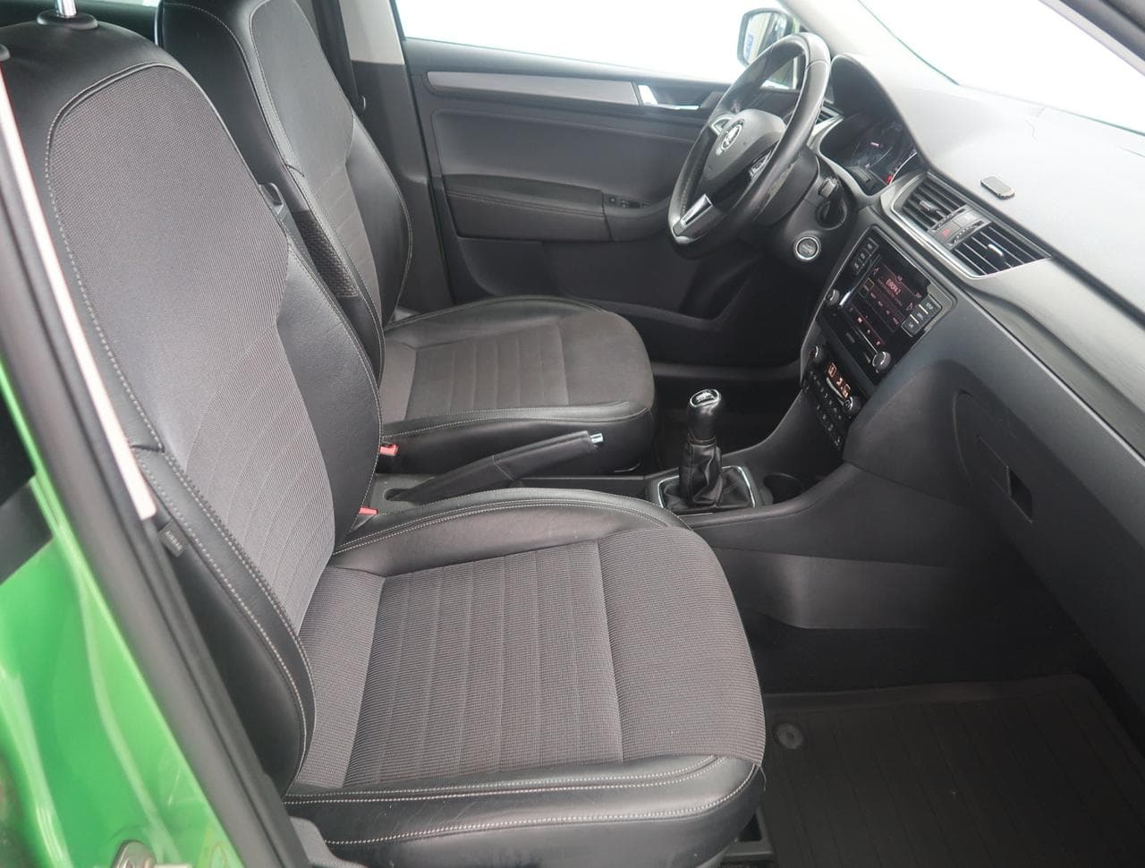 2017 Škoda RAPID - 22
