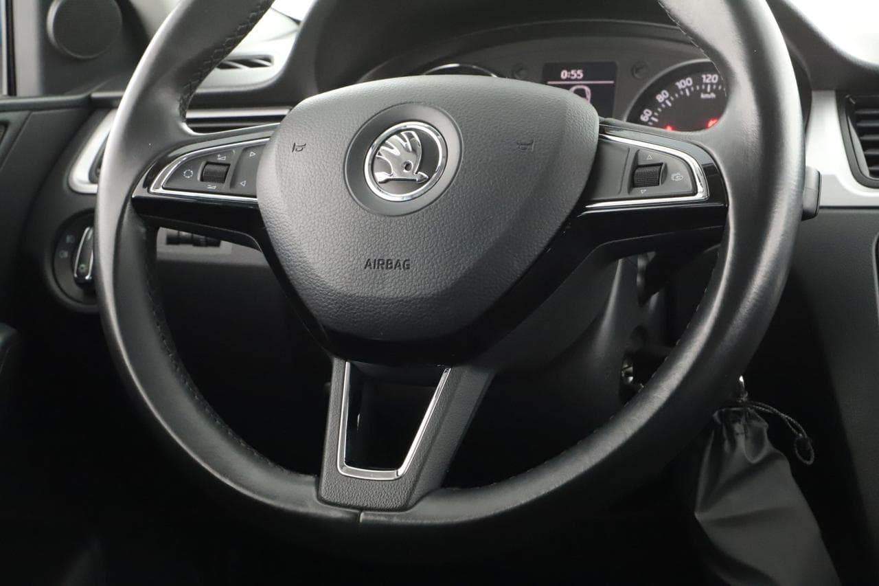 2013 Škoda RAPID - 37