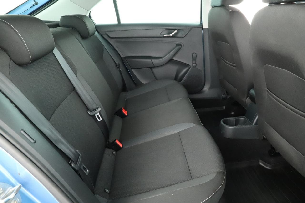2013 Škoda RAPID - 19