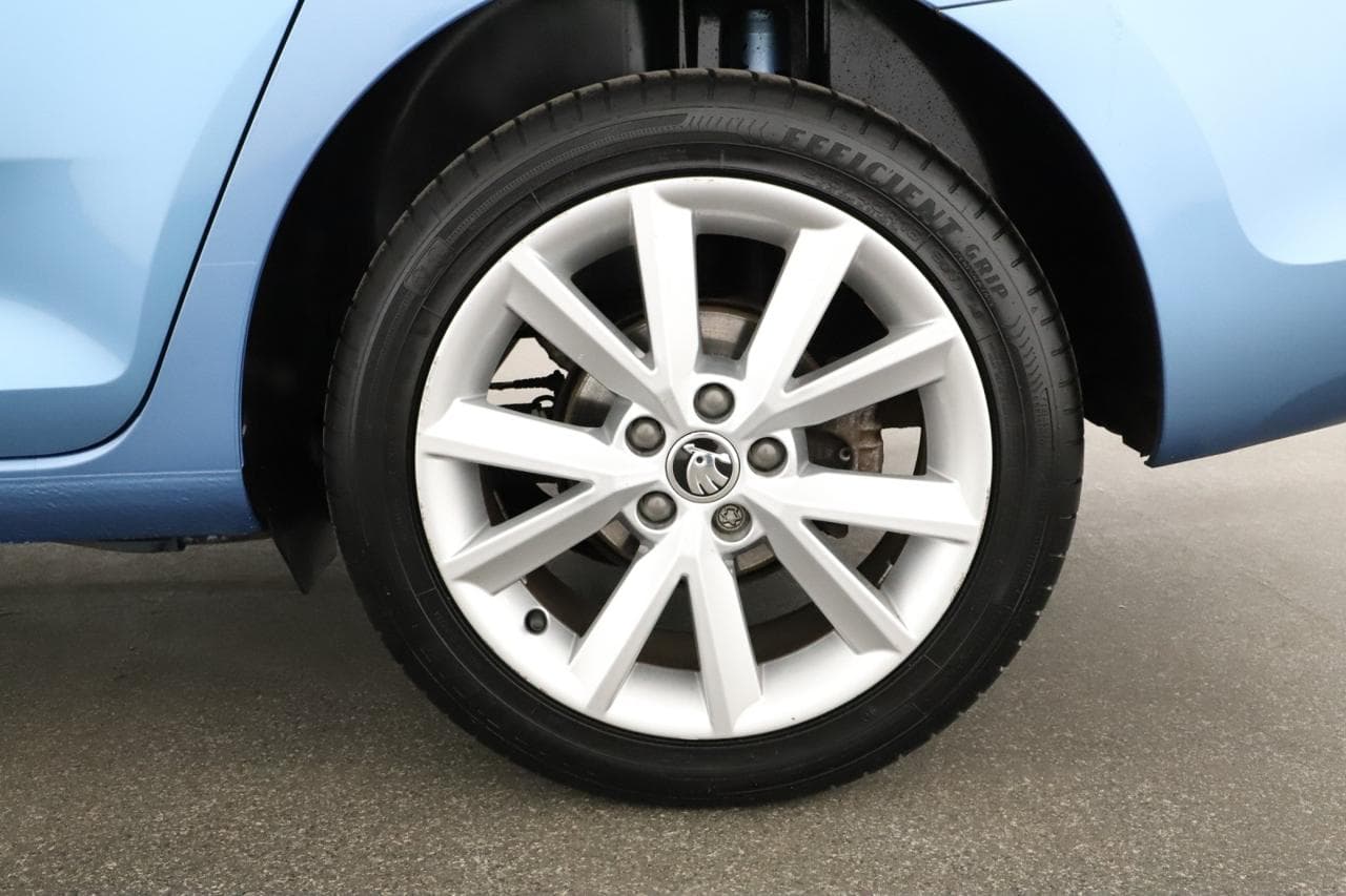 2013 Škoda RAPID - 34