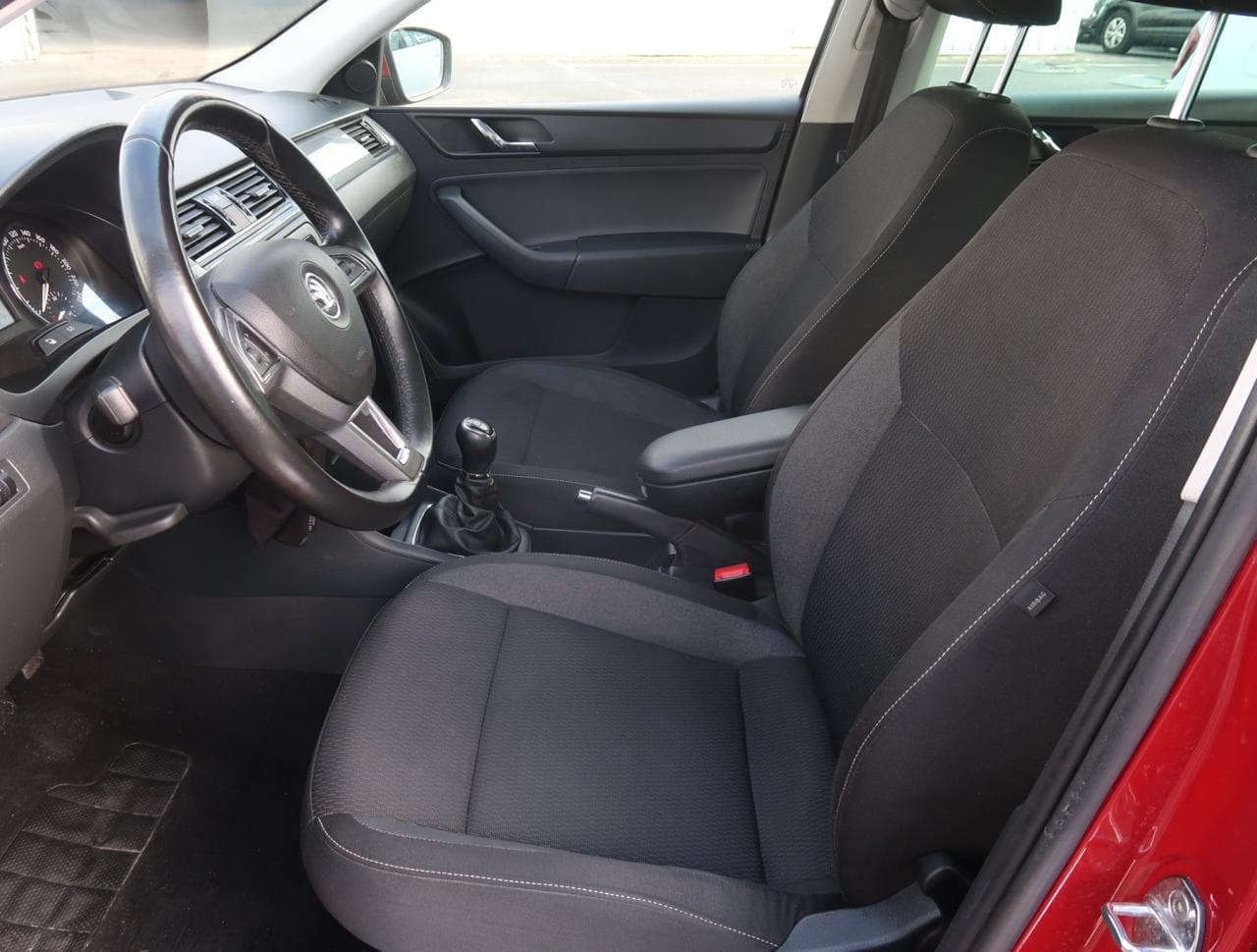 2014 Škoda RAPID - 19