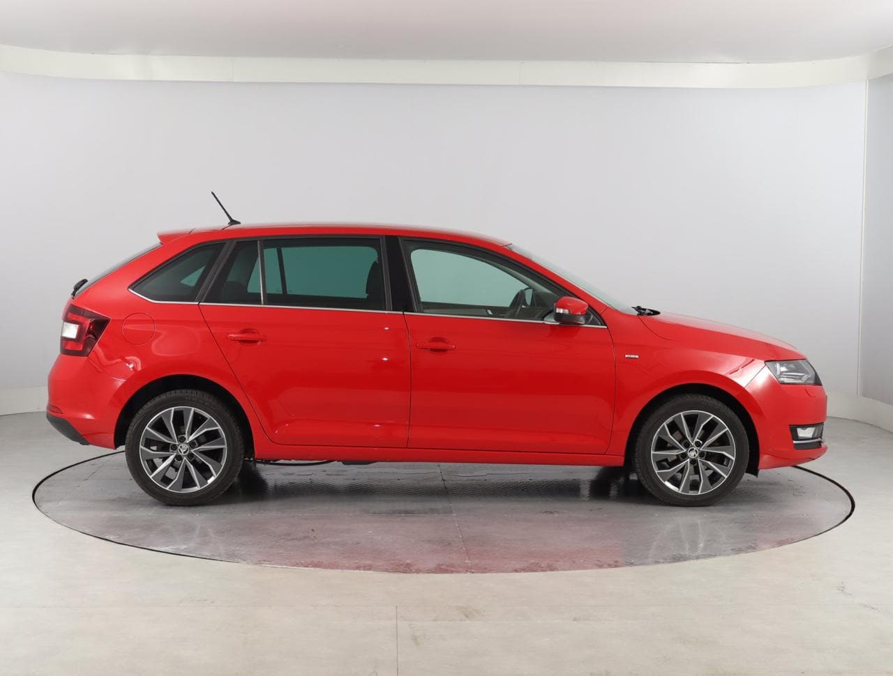 2017 Škoda RAPID - 8