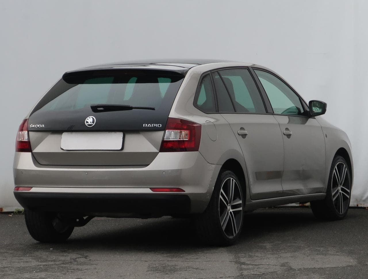 2014 Škoda RAPID - 7