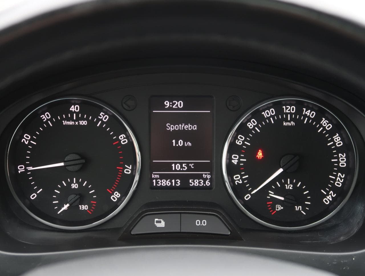 2014 Škoda RAPID - 17