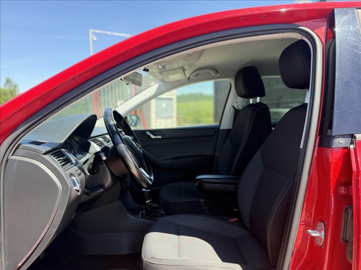 2014 Škoda RAPID - 10