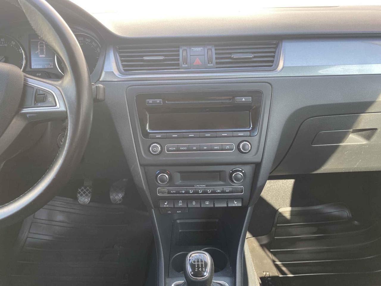2013 Škoda RAPID - 12