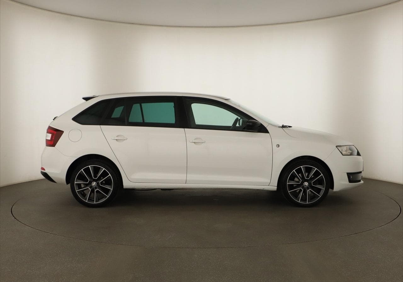 2014 Škoda RAPID - 8