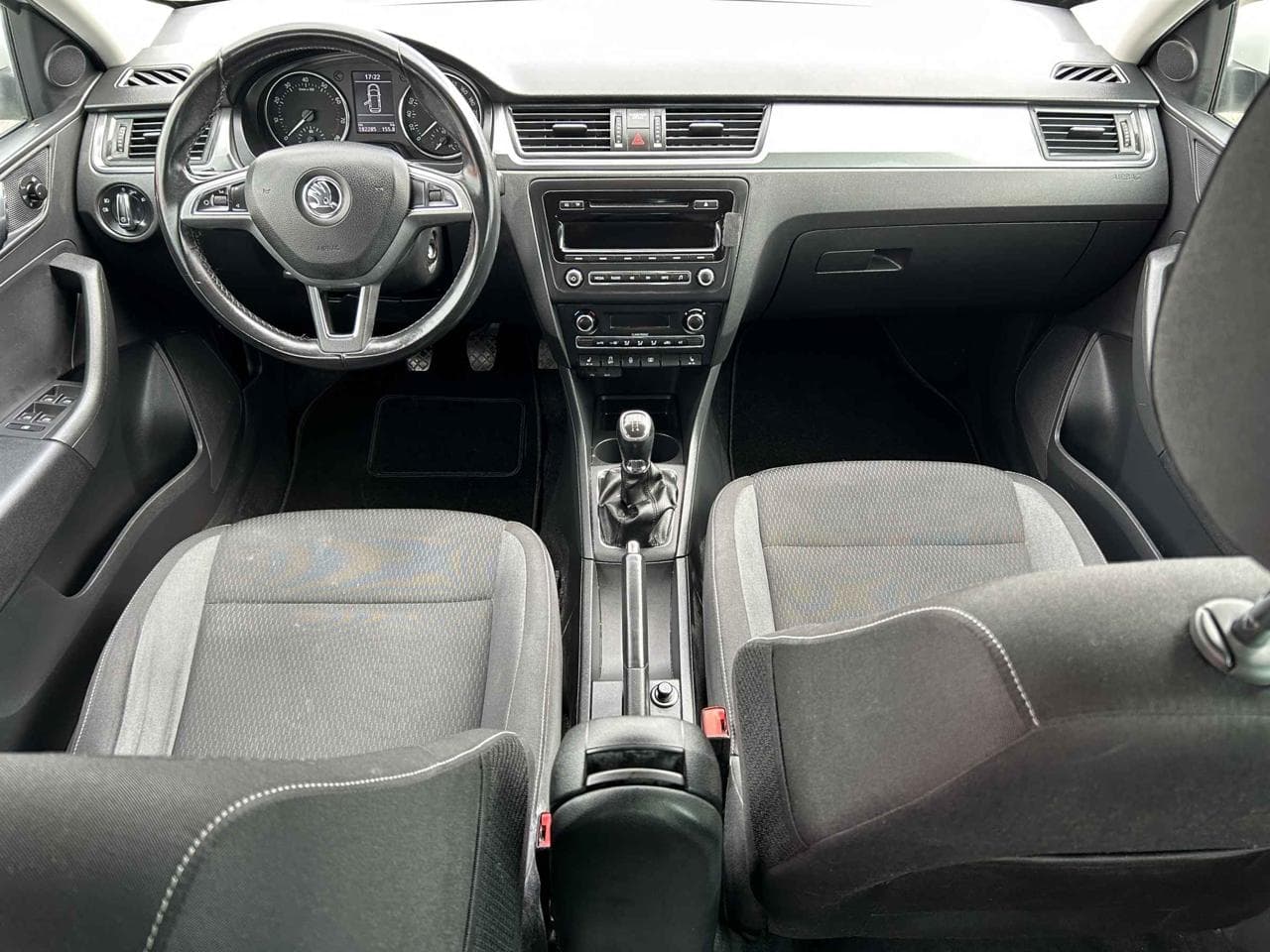 2014 Škoda RAPID - 8