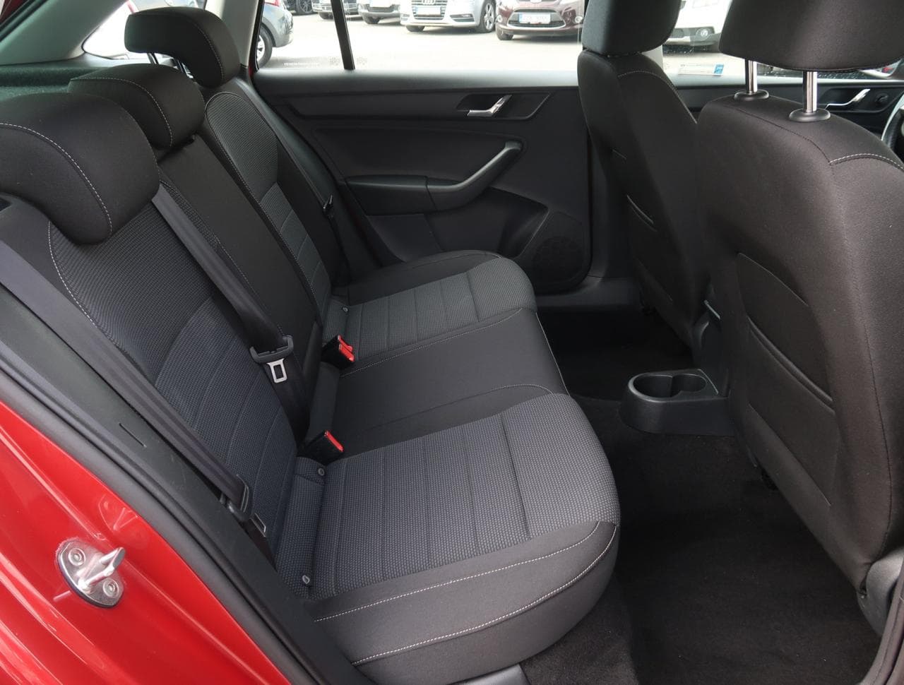 2016 Škoda RAPID - 23