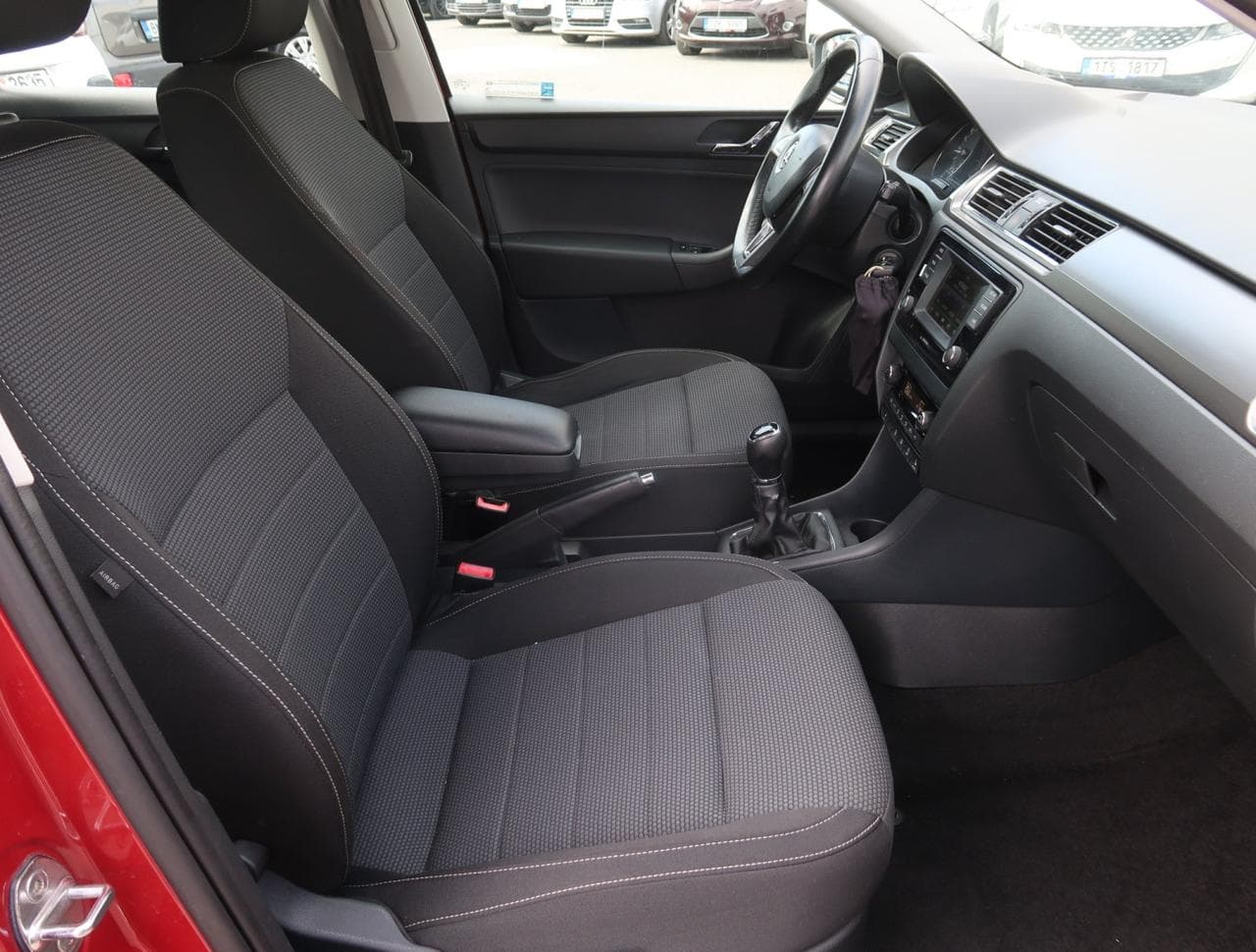 2016 Škoda RAPID - 21