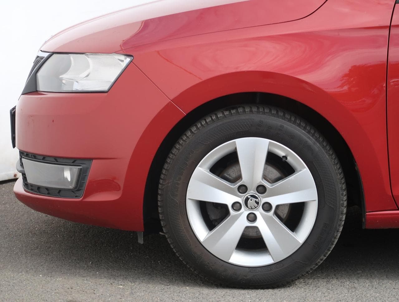 2016 Škoda RAPID - 35