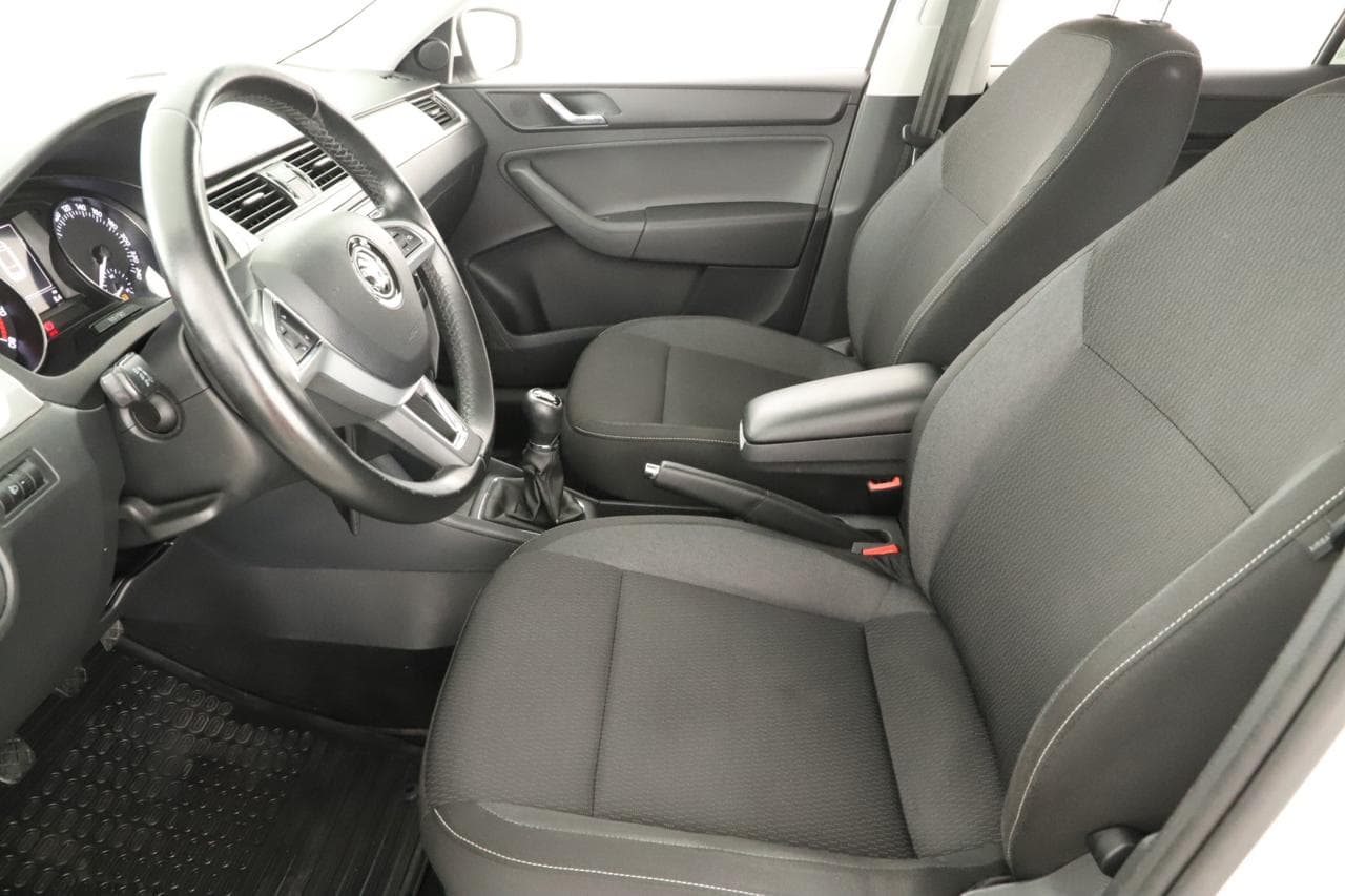2016 Škoda RAPID - 13