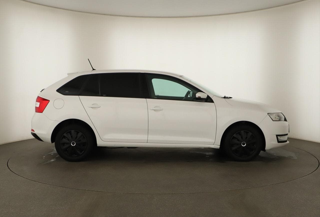 2016 Škoda RAPID - 8