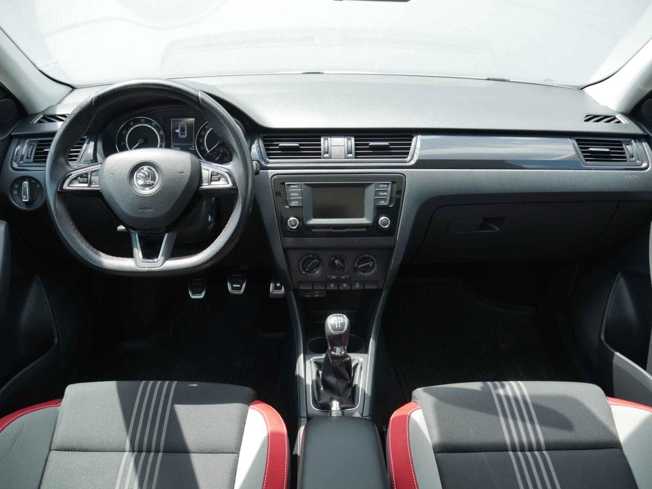 2015 Škoda RAPID - 14