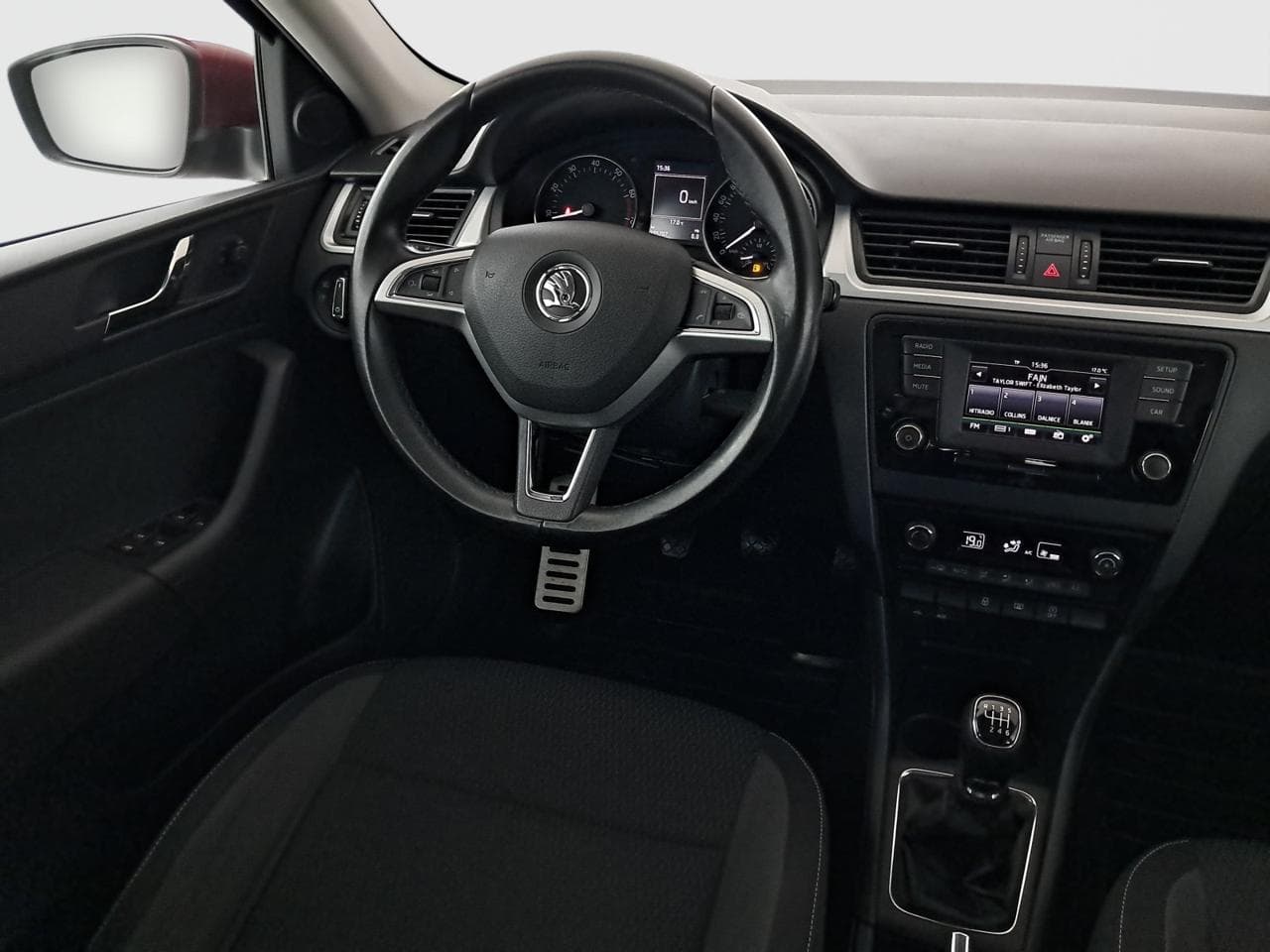 2015 Škoda RAPID - 16